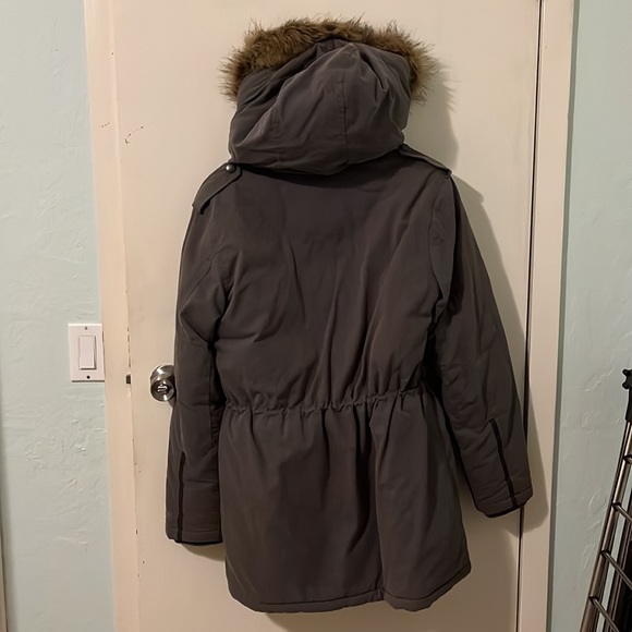 TNA Expedition series down-filled water resistant winter jacket Size M - Picture 8 of 8